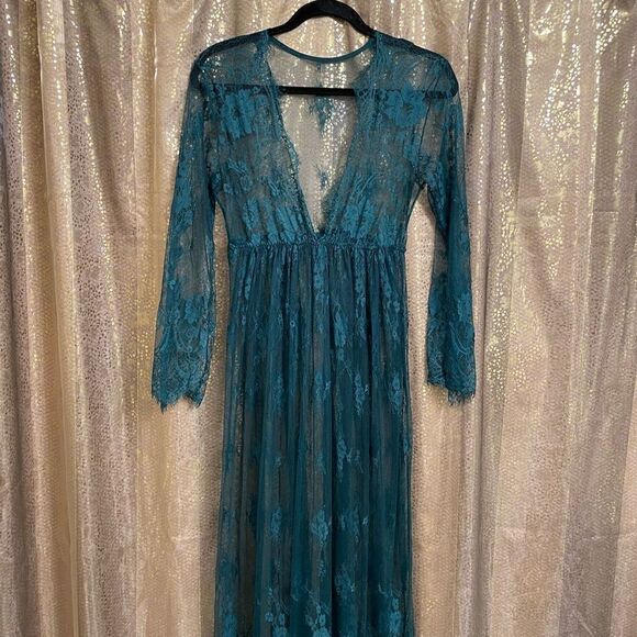 Emerald Green Fully Sheer Eyelash Lace Long Sleeve Maxi Dress S/M NWOT - Picture 1 of 6